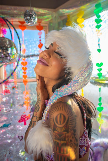 CH333 - Holographic Sequin Santa Hat - Take A Peek